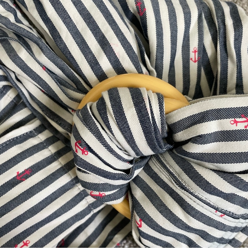 Mamaway carrier with blue/white striped pattern and pink anchors.